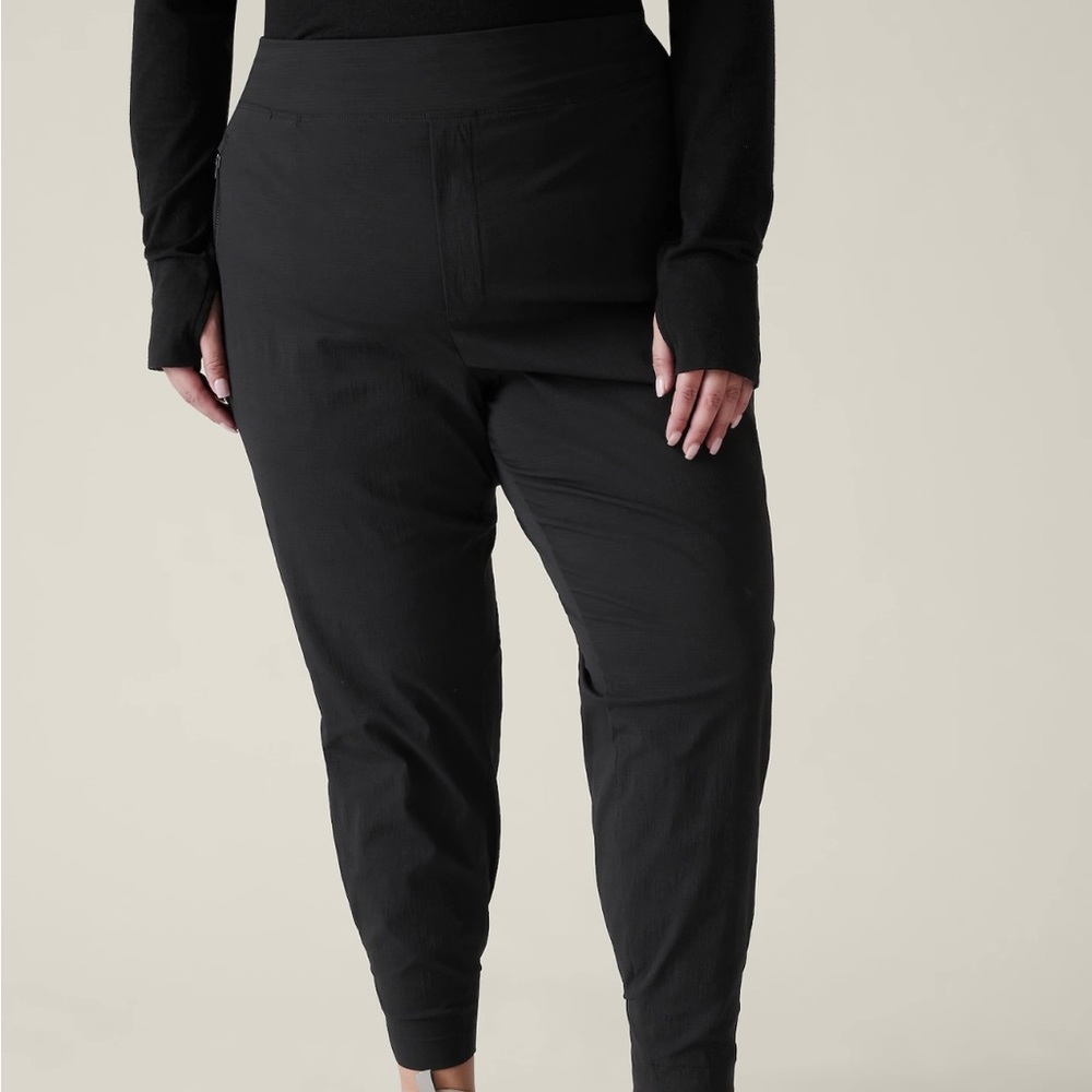 NWT Athleta Trekkie North Joggers size 2X